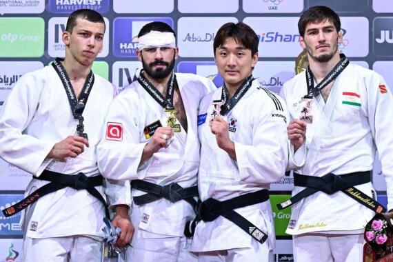 Чемпионат мира по дзюдо 2024: Сомон Махмадбеков завоевал бронзовую медаль в весовой категории -81 кг